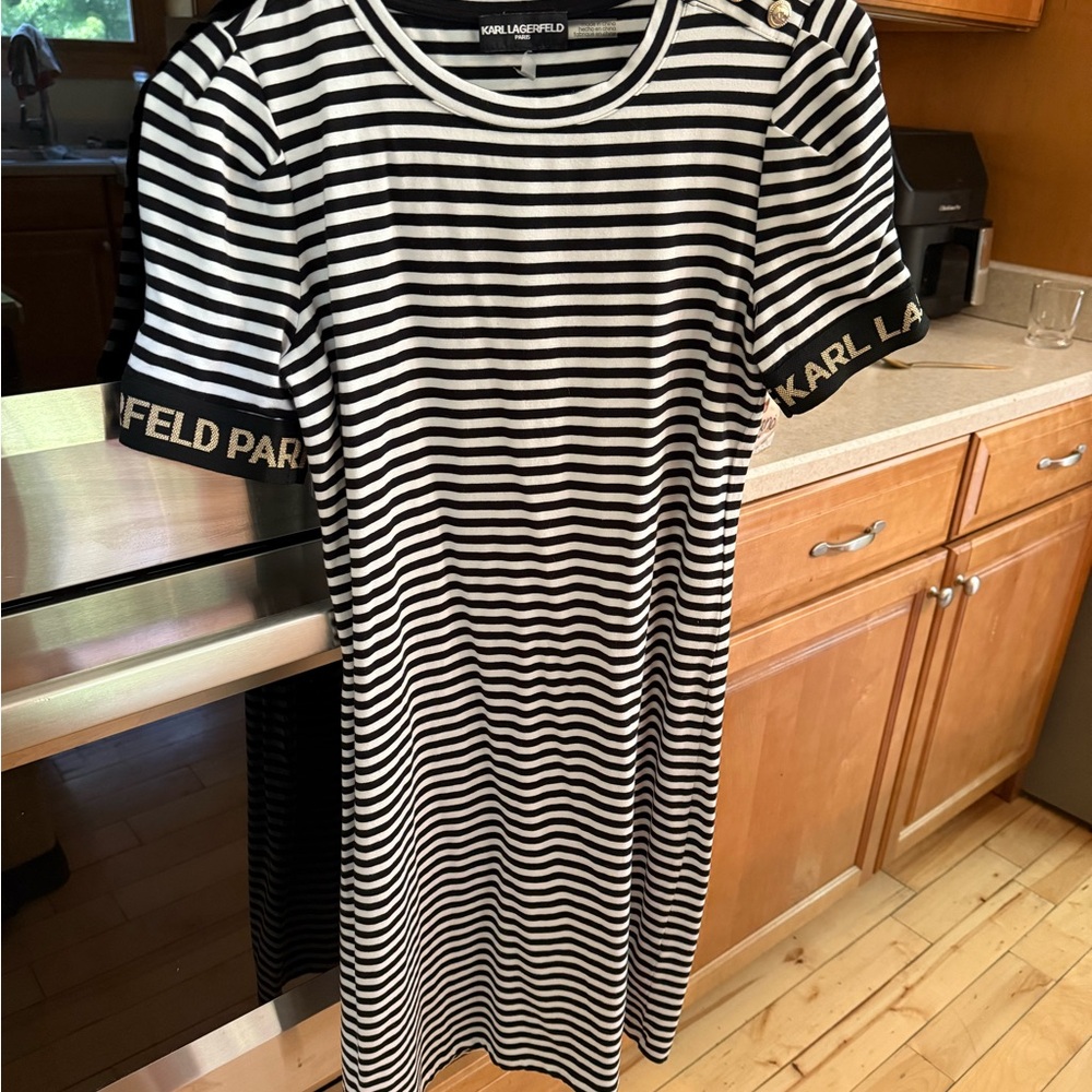 Karl Lagerfeld Black and White Cuffed Sleeve Sheath Dress